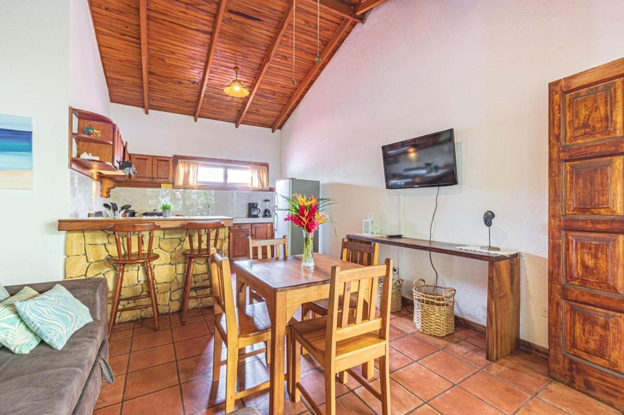 Ola Bonita Beachfront Apart Hotel Playa Hermosa  Dış mekan fotoğraf