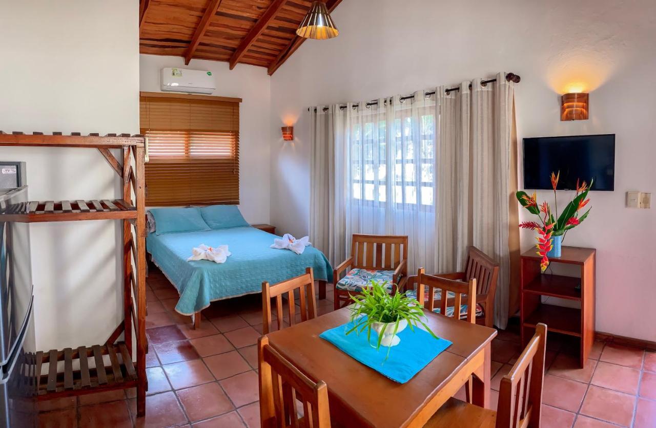 Ola Bonita Beachfront Apart Hotel Playa Hermosa  Dış mekan fotoğraf